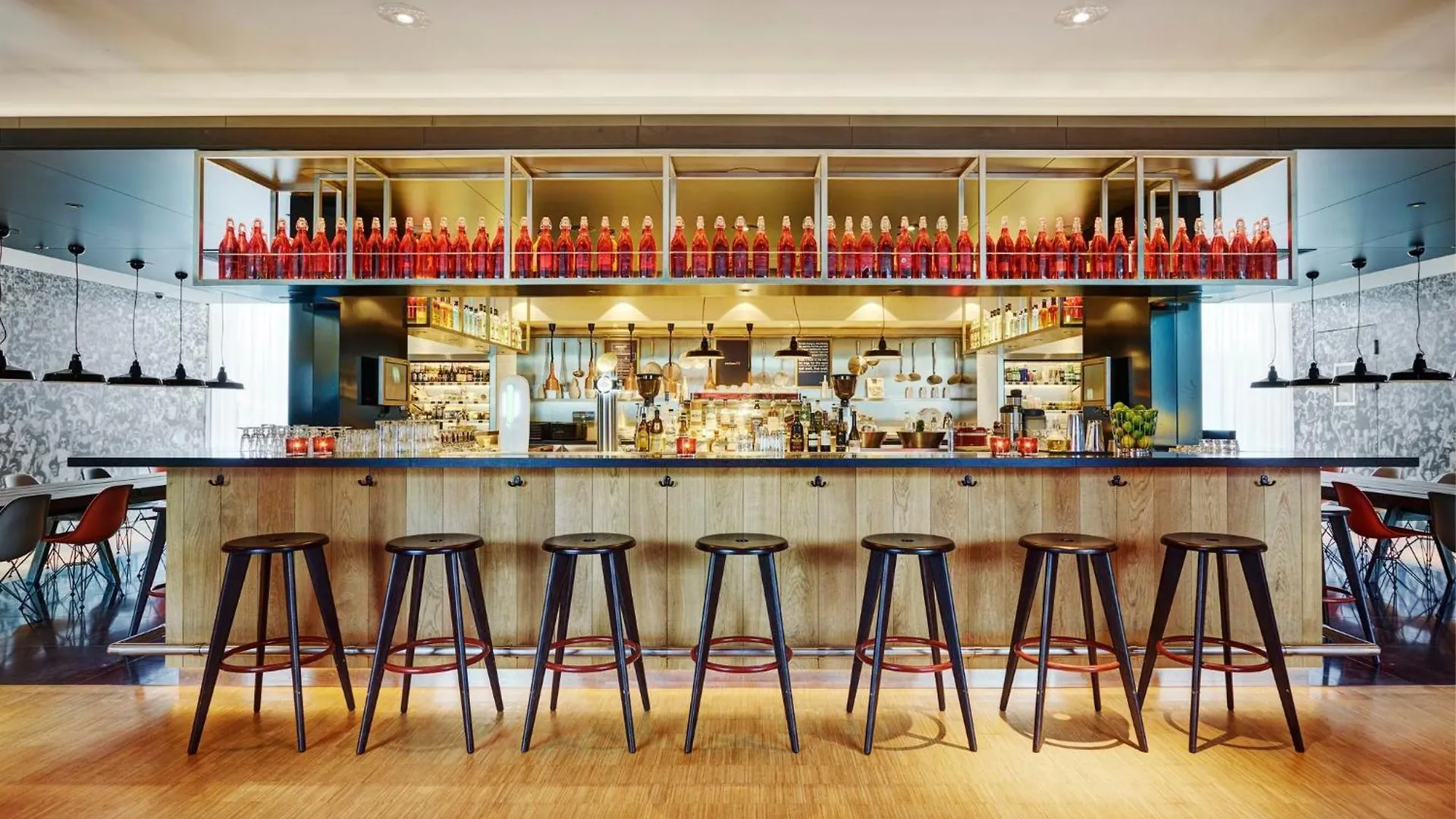 ****  Citizenm Schiphol Airport Hotel Amsterdam Airport Schiphol Netherlands