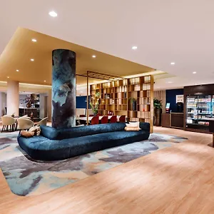 Отель Novotel World Forum