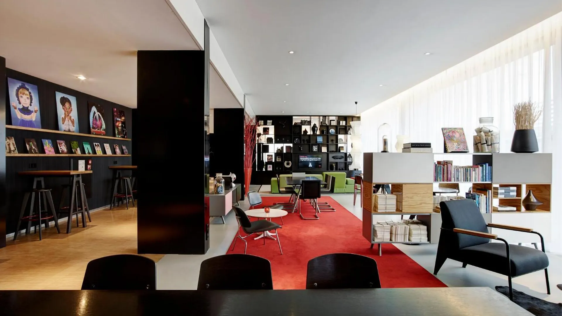 Отель Citizenm Schiphol Airport Схипхол