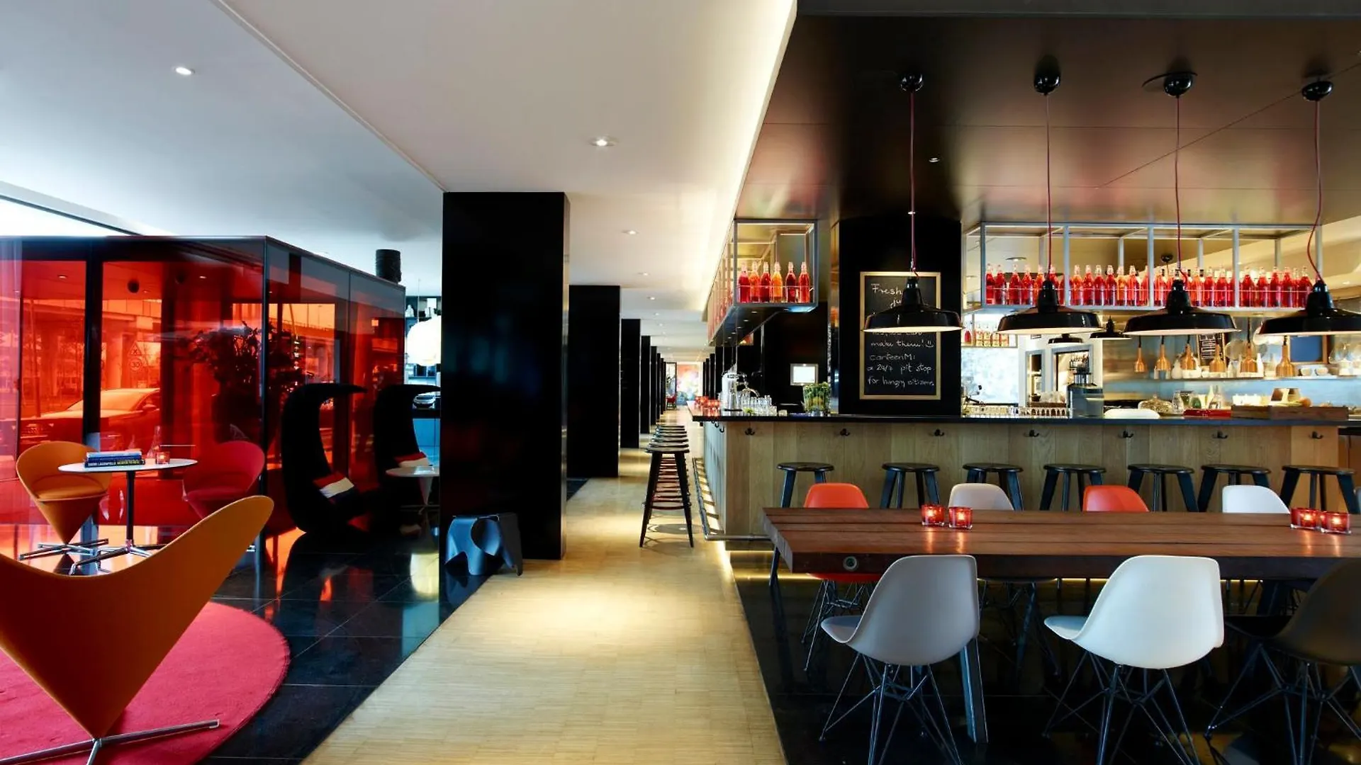 Отель Citizenm Schiphol Airport Схипхол
