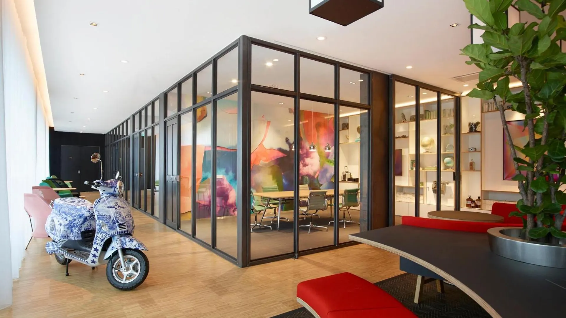 Отель Citizenm Schiphol Airport Схипхол